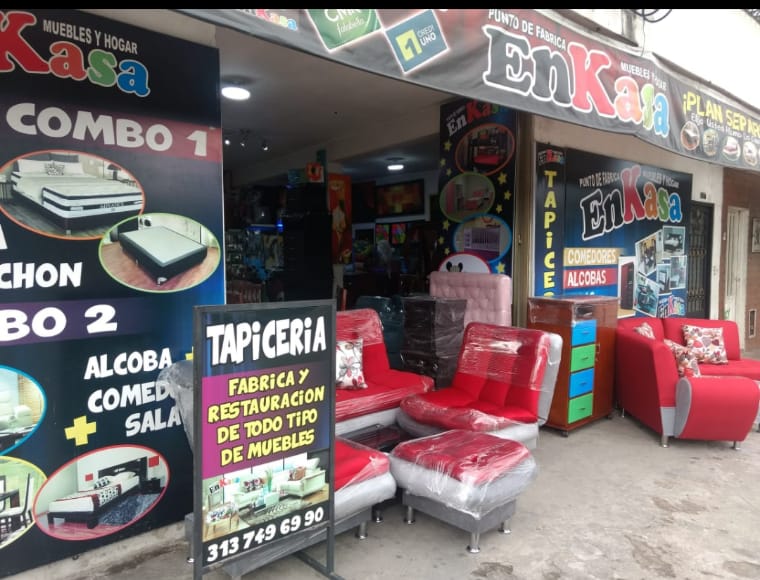 Sede Muebles Enkasa en el barrio Alcalá